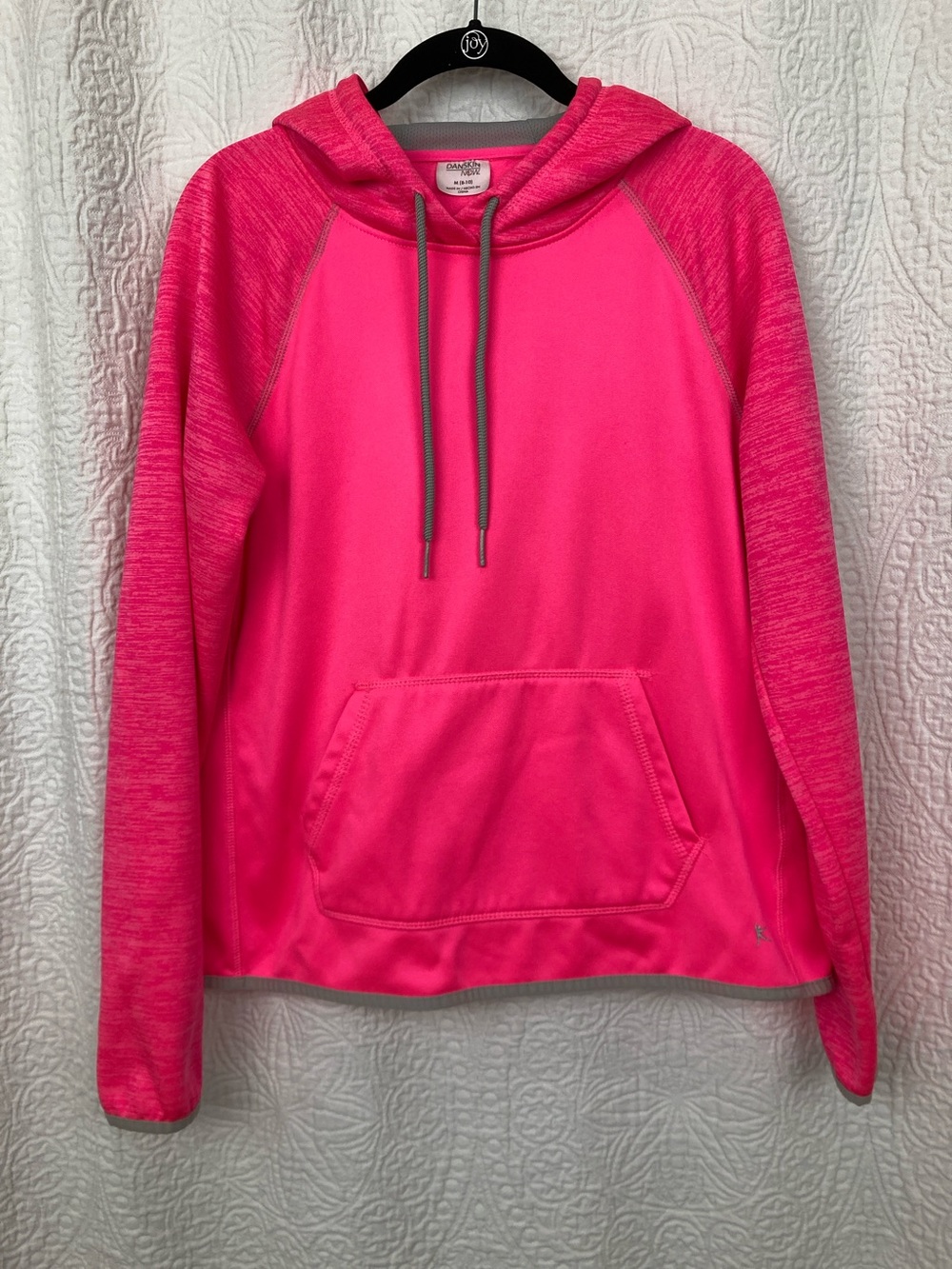 Danskin Now Women’s Neon Pink Pullover Hoodie sz Medium